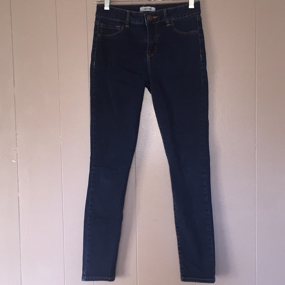 Dark wash skinny jeans